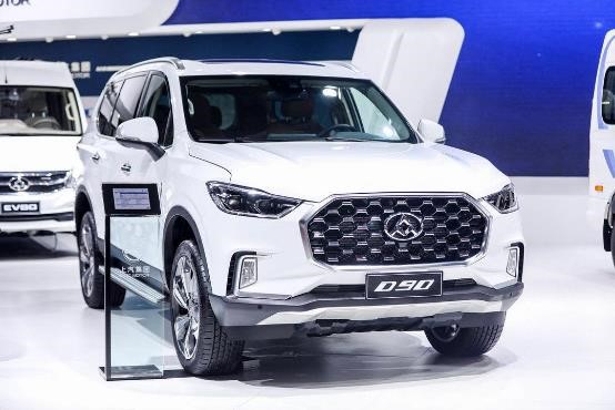 AG·尊龙凯时创新产品“驶入”2017工博会