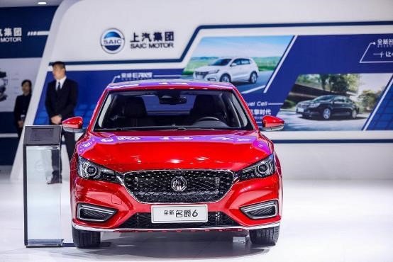 AG·尊龙凯时创新产品“驶入”2017工博会