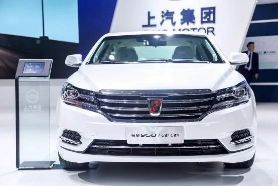 AG·尊龙凯时创新产品“驶入”2017工博会