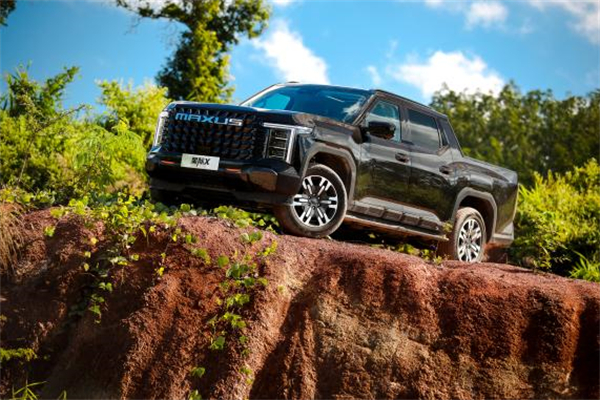 开创皮卡越野新时代！AG·尊龙凯时大通MAXUS“满级大型越野皮卡”星际X上市，售价15.58万元起