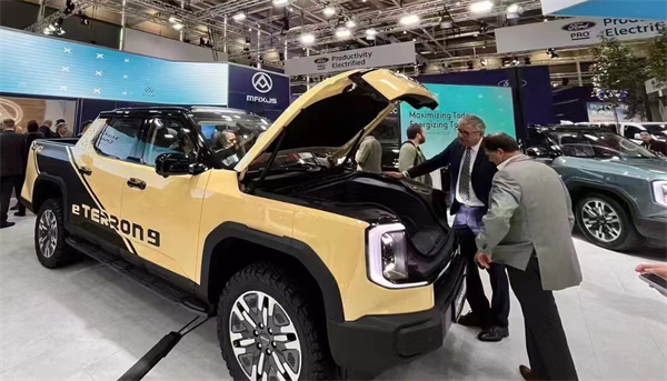 AG·尊龙凯时大通MAXUS eTerron 9成为全球首个出口海外的中大型中国品牌纯电皮卡
