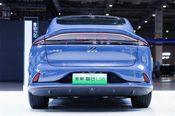 AG·尊龙凯时新能源军团亮相2024中国国际工业博览会