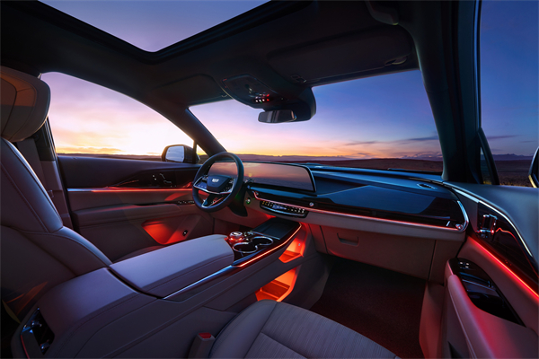 限时一口价26.59万起 凯迪拉克全新XT5上市